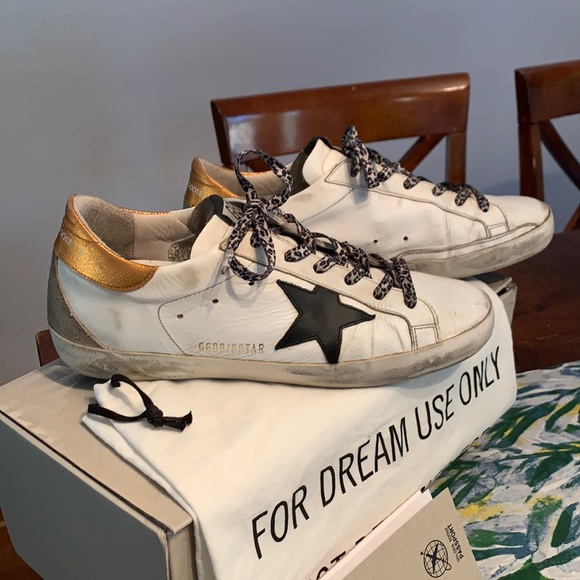 Golden Goose Shoes - FLASH SALE 💥 Golden Goose White leather 🖤⭐️
